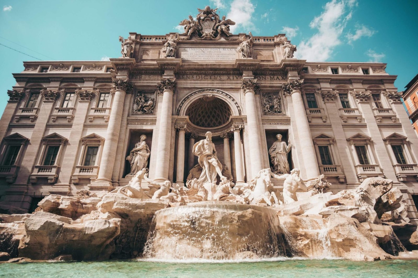 Private Jet Flights to Italy | aircraftcharter.com