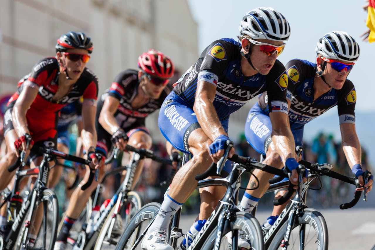 Luxury Itinerary: Tour de France by Private Jet | aircraftcharter.com