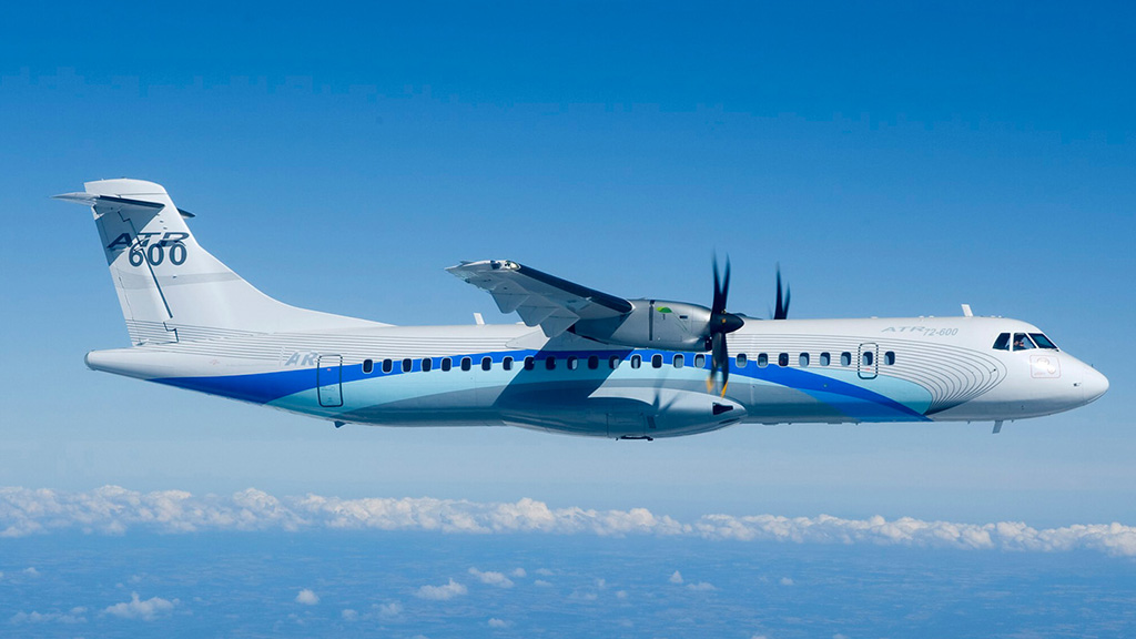 Avion régional ATR 72 en vol pour le groupe aircraft charter